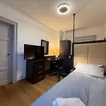 Linden-Charm Apartments